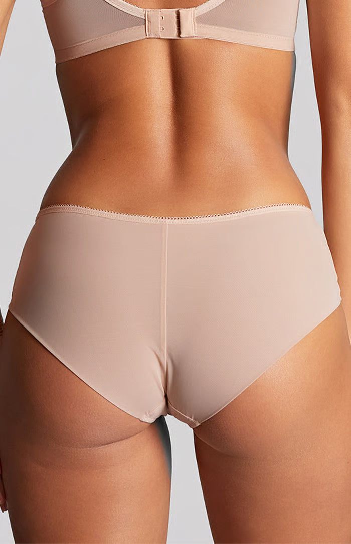 Cari Brief